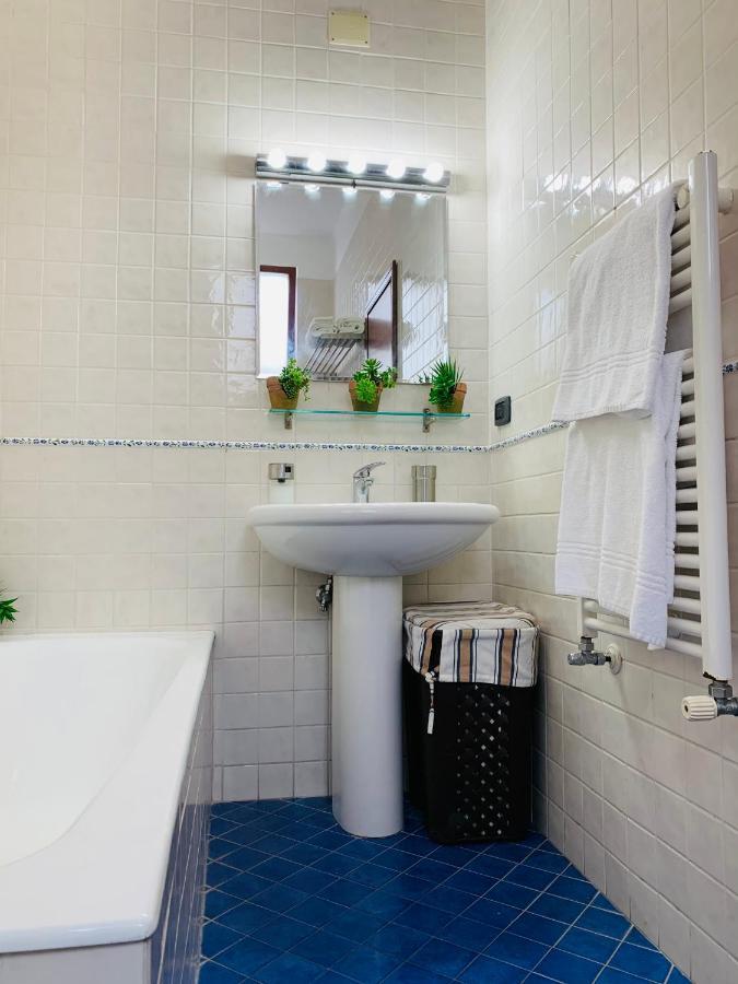 Sorrento Moon Apartment Luaran gambar