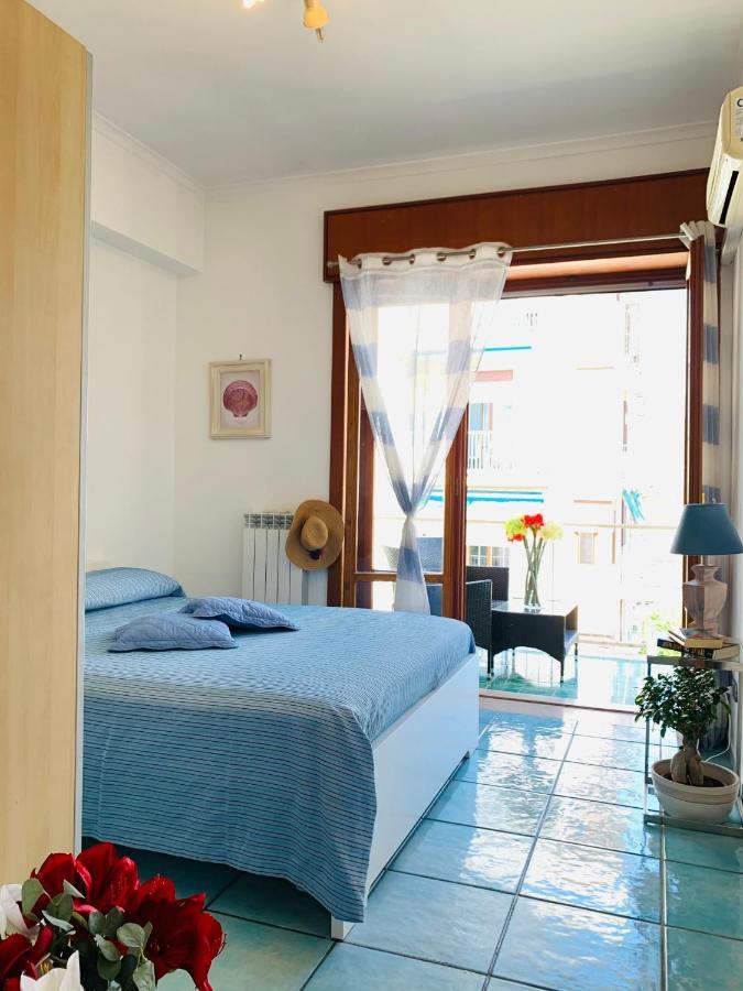 Sorrento Moon Apartment Luaran gambar