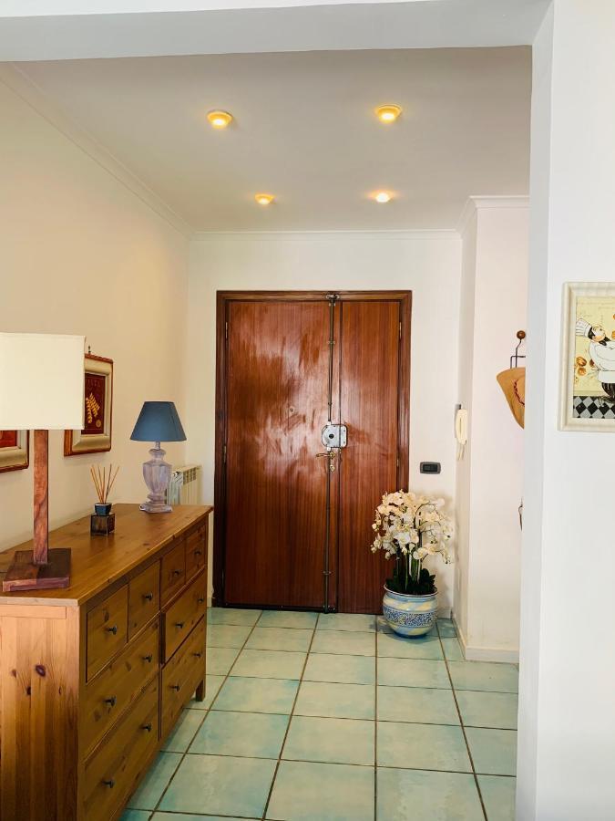 Sorrento Moon Apartment Luaran gambar