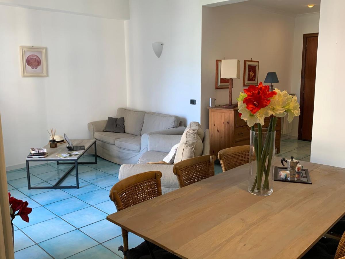 Sorrento Moon Apartment Luaran gambar