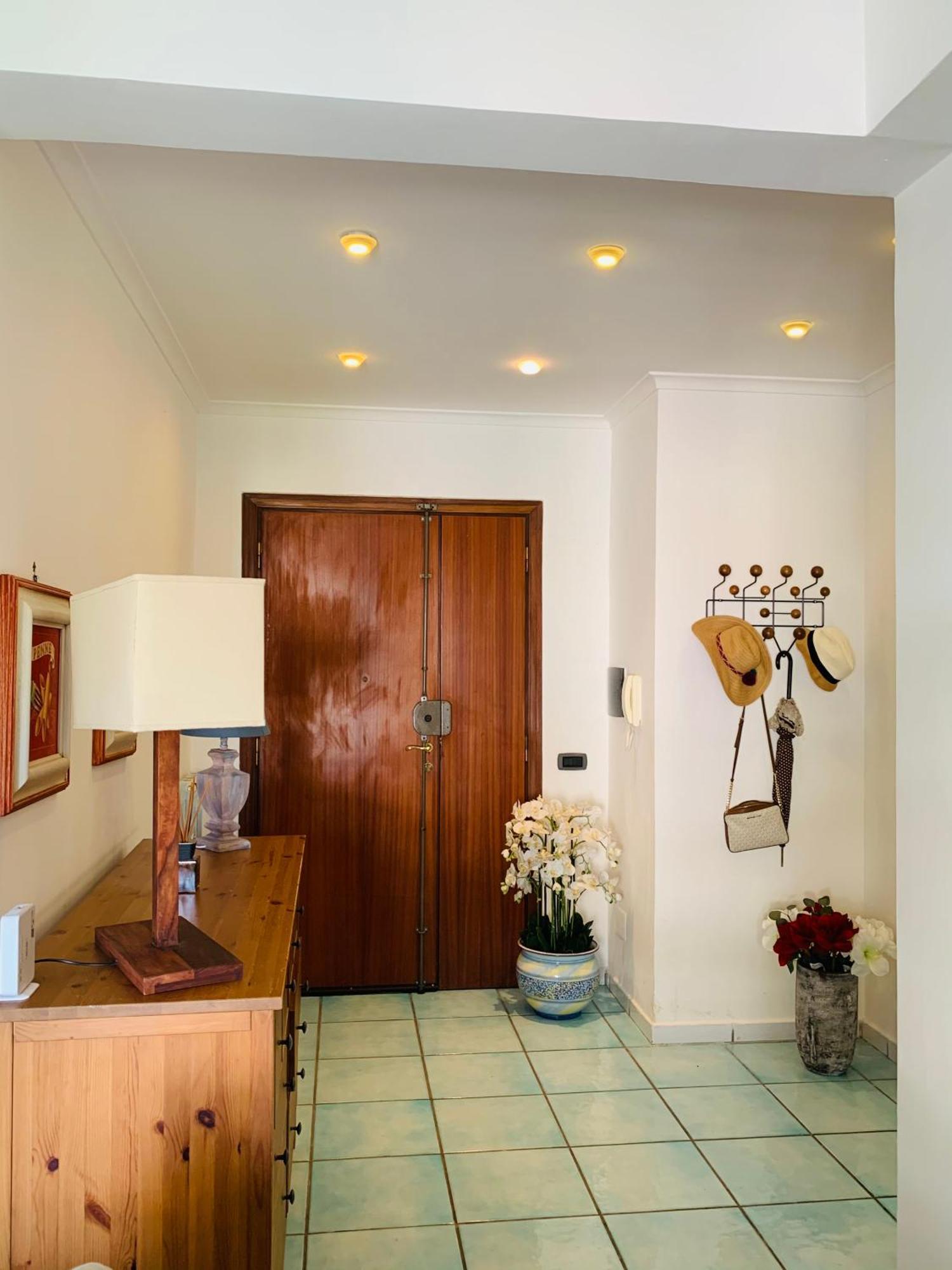 Sorrento Moon Apartment Luaran gambar