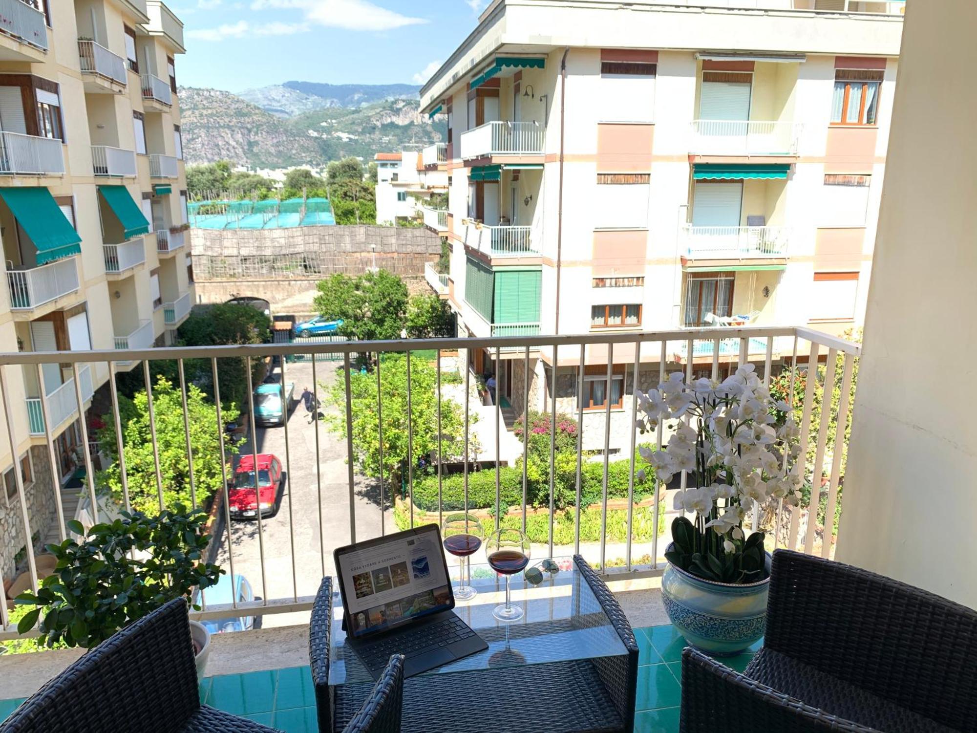 Sorrento Moon Apartment Luaran gambar