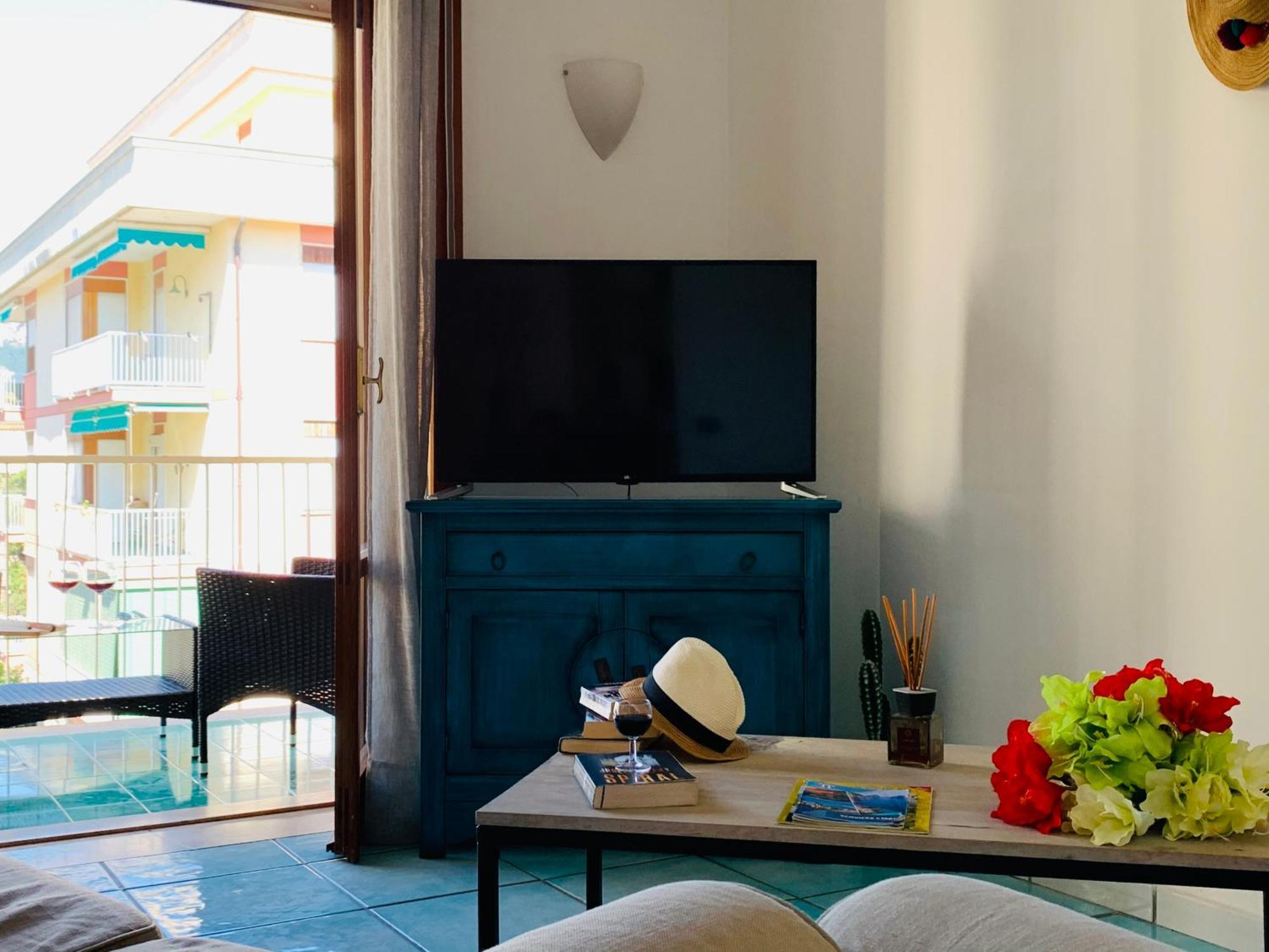 Sorrento Moon Apartment Luaran gambar